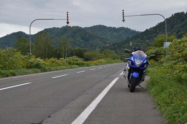 北海道の富良野の道路