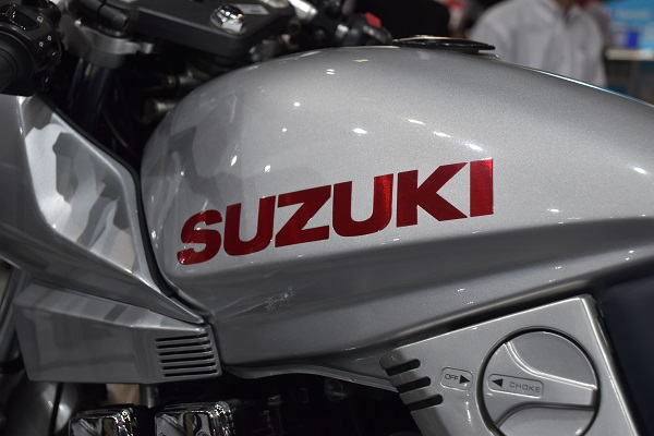 タンク スズキ バイク カタナ 1100 第35回大阪モーターサイクルショー2019 展示 実車またがり体験