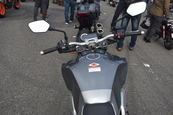 ホンダ バイク ネイキッド CB1000R 2019年式 ソードシルバーメタリック ハンドル周り
